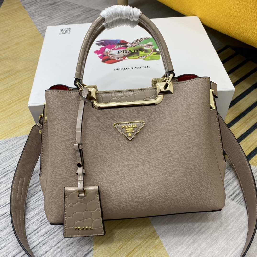 PRADA