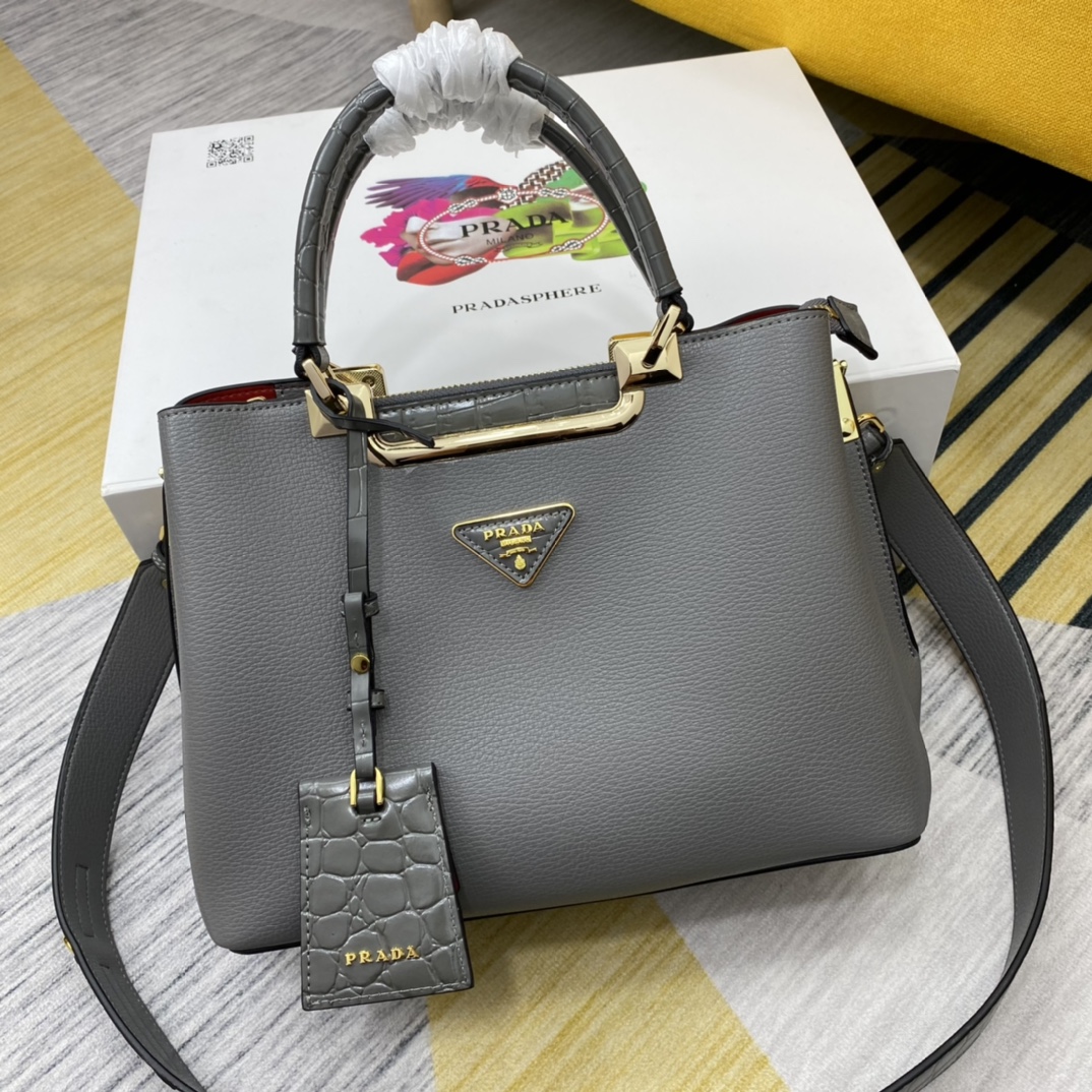 PRADA