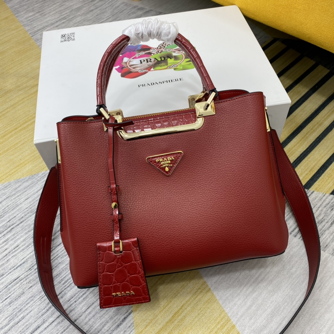 PRADA