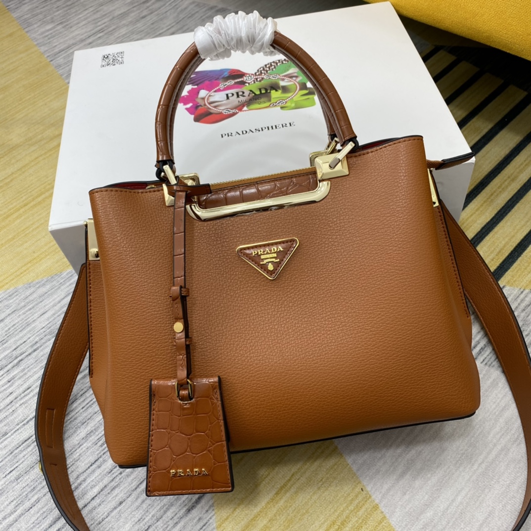 PRADA