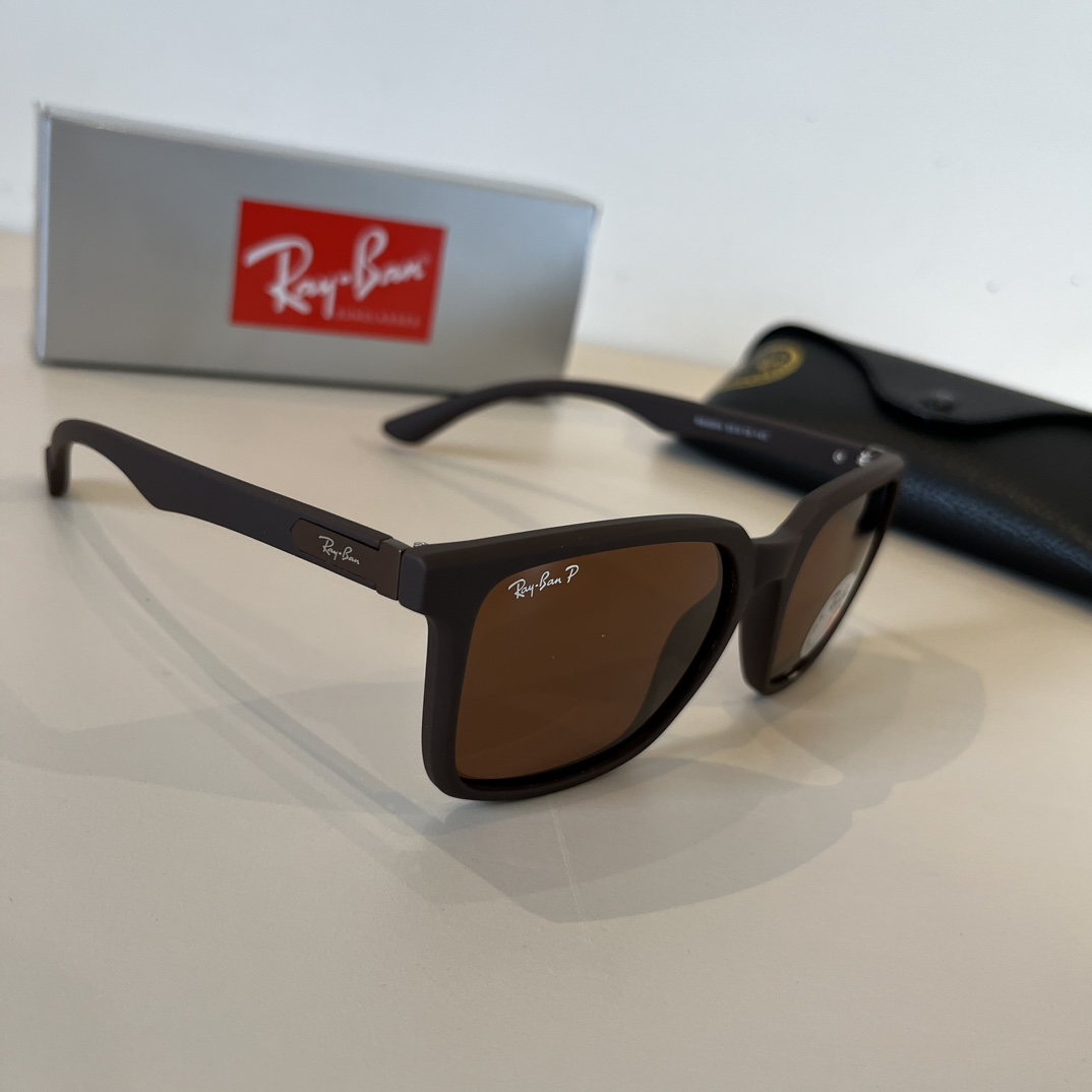 Ray-Ban