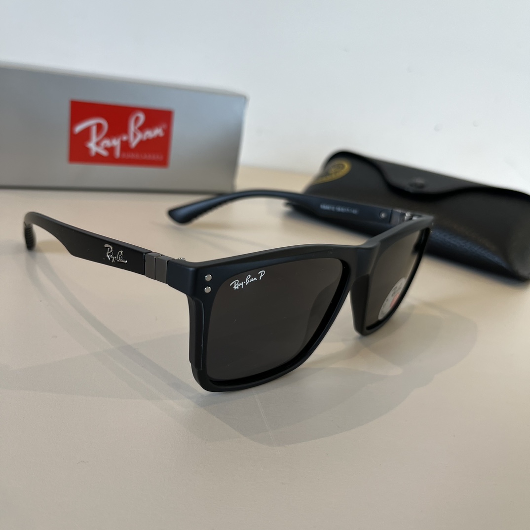 Ray-Ban