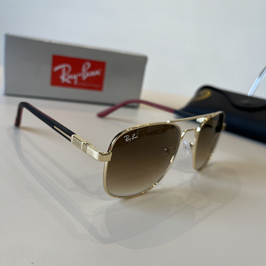 Ray-Ban