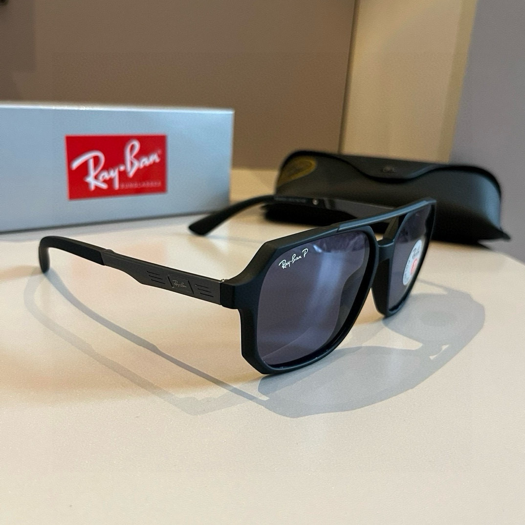 Ray-Ban