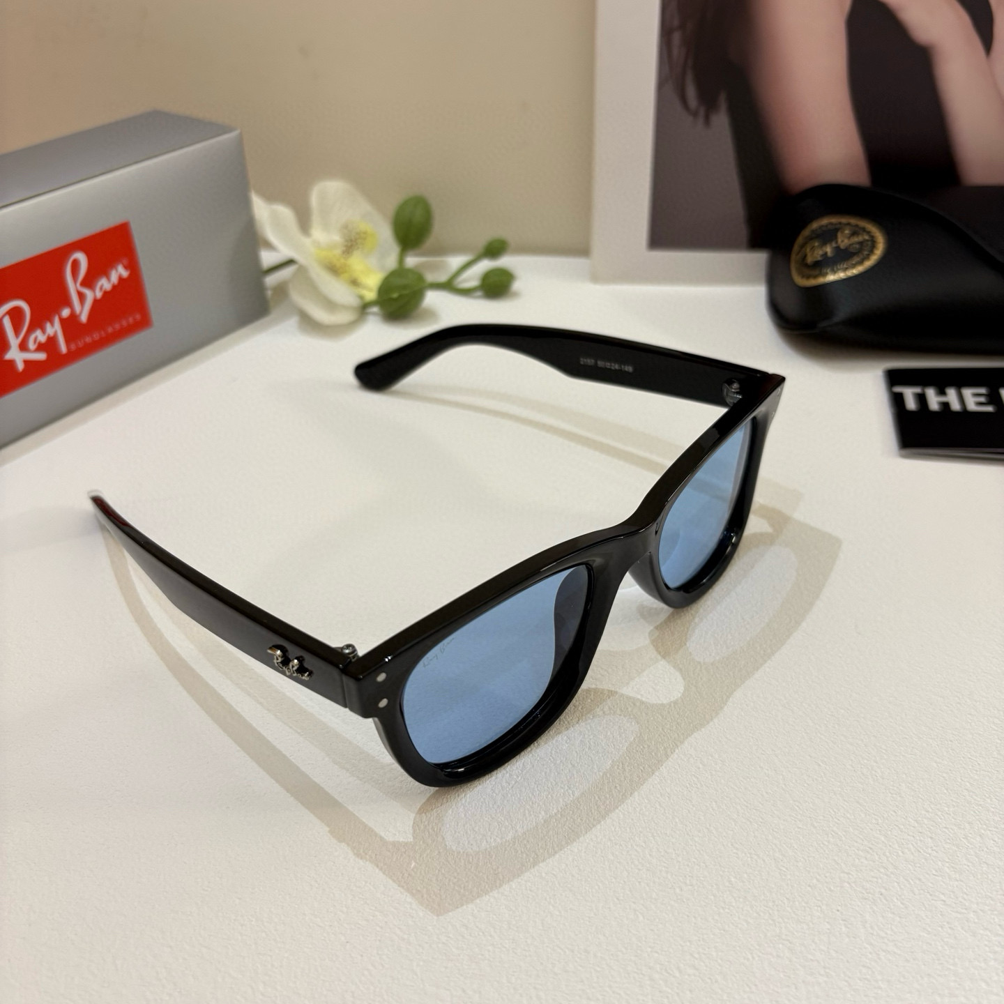 Ray-Ban