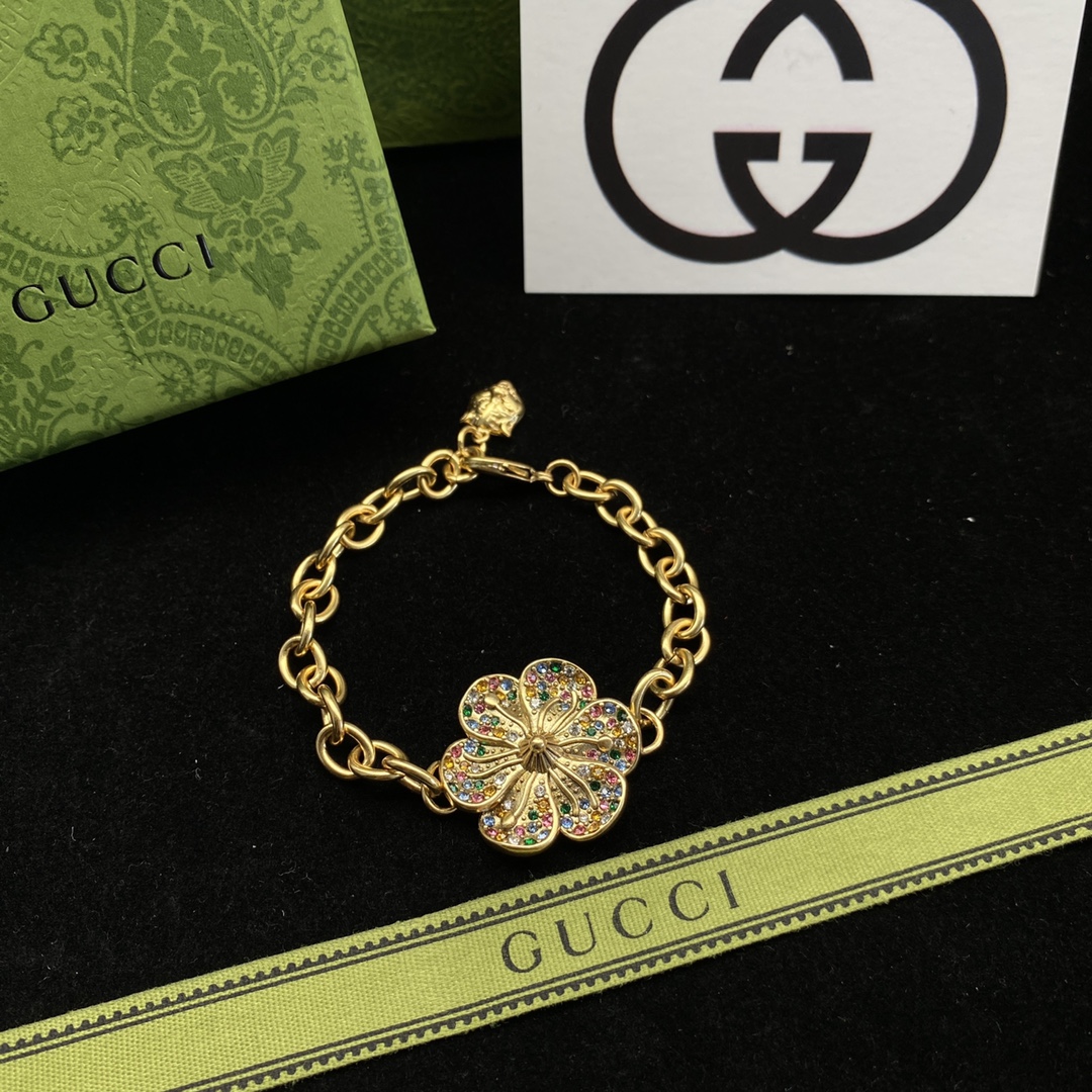 GUCCI