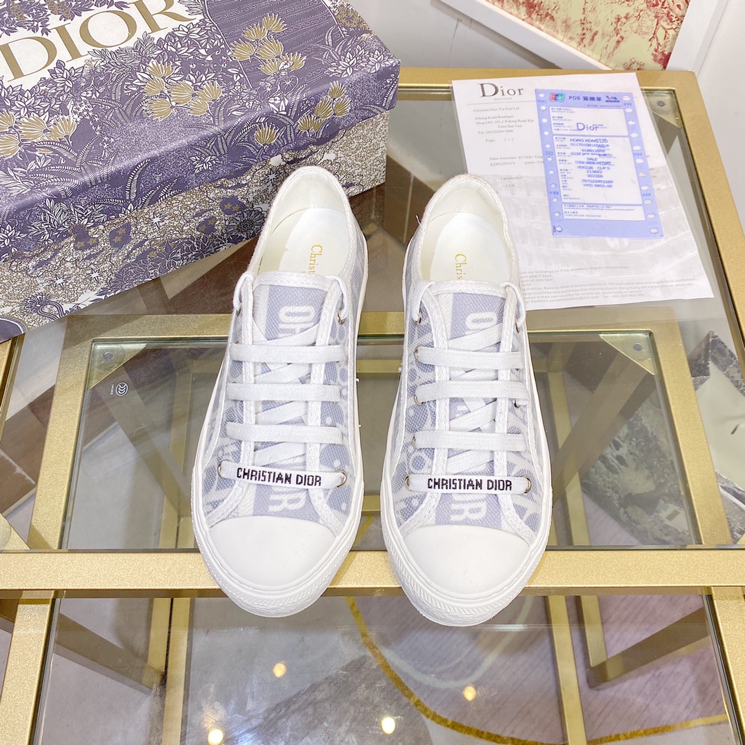 DIOR
